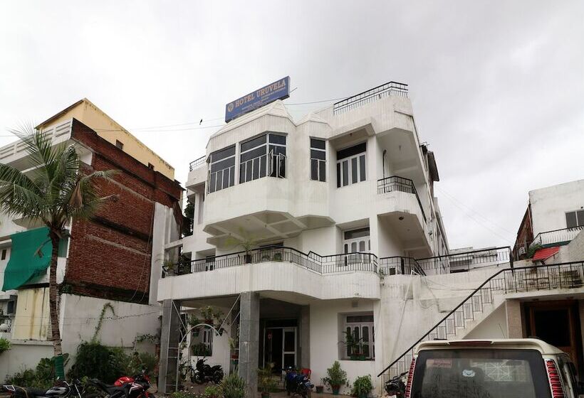 Oyo 16112 Hotel Uruvela International