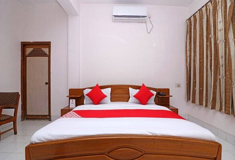 Oyo 16112 Hotel Uruvela International