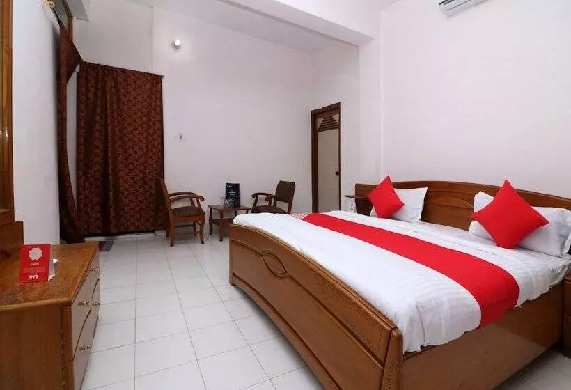 Oyo 16112 Hotel Uruvela International