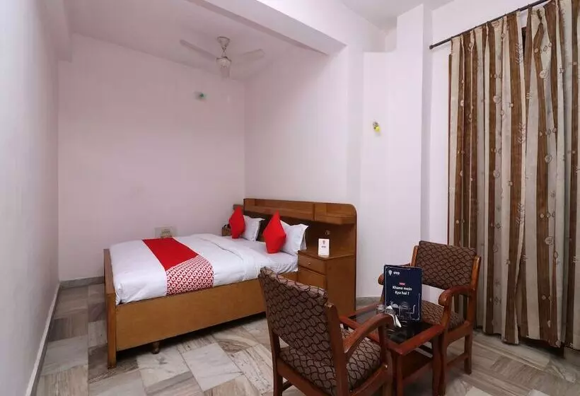 Oyo 16112 Hotel Uruvela International