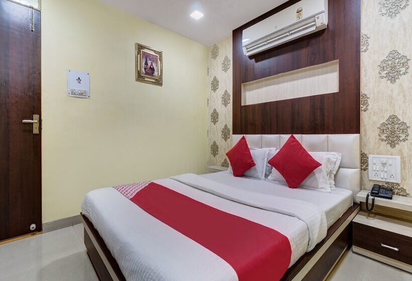 Oyo 4283 Hotel Satguru