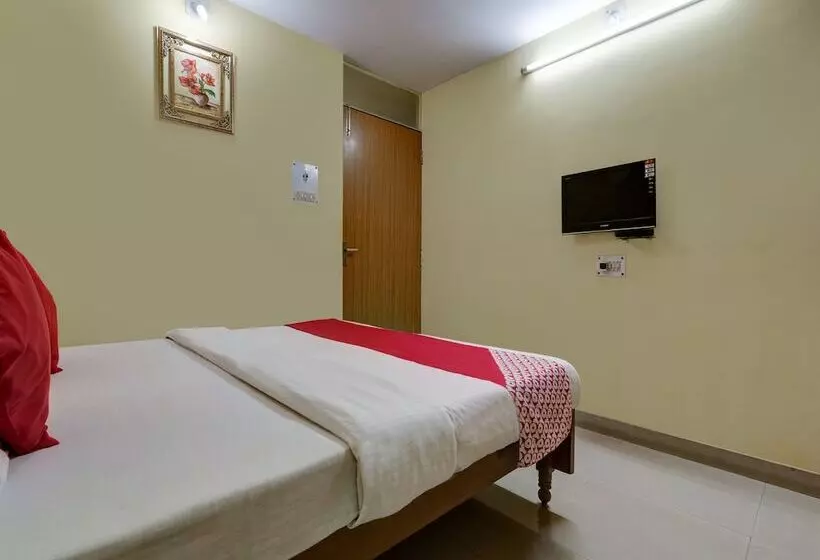 Oyo 4283 Hotel Satguru