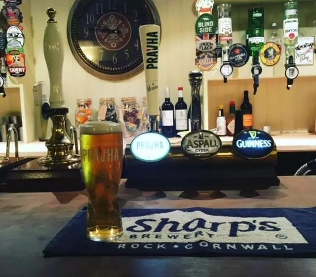 ユースホステル The Cricketers Arms
