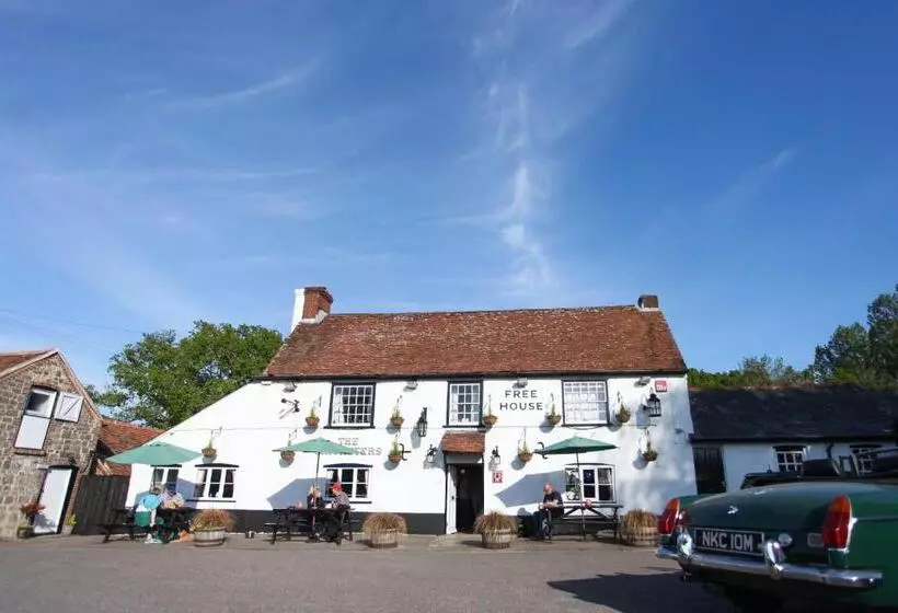 ユースホステル The Cricketers Arms