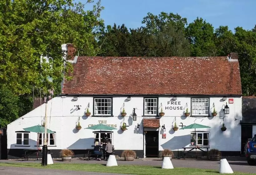 ユースホステル The Cricketers Arms