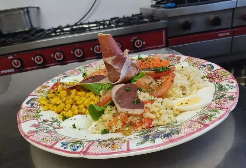 ホテル Hôtel Le Pommeil