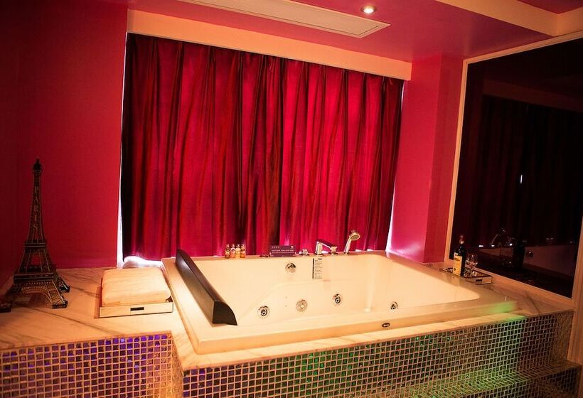 בית מלון כפרי Rose Lover