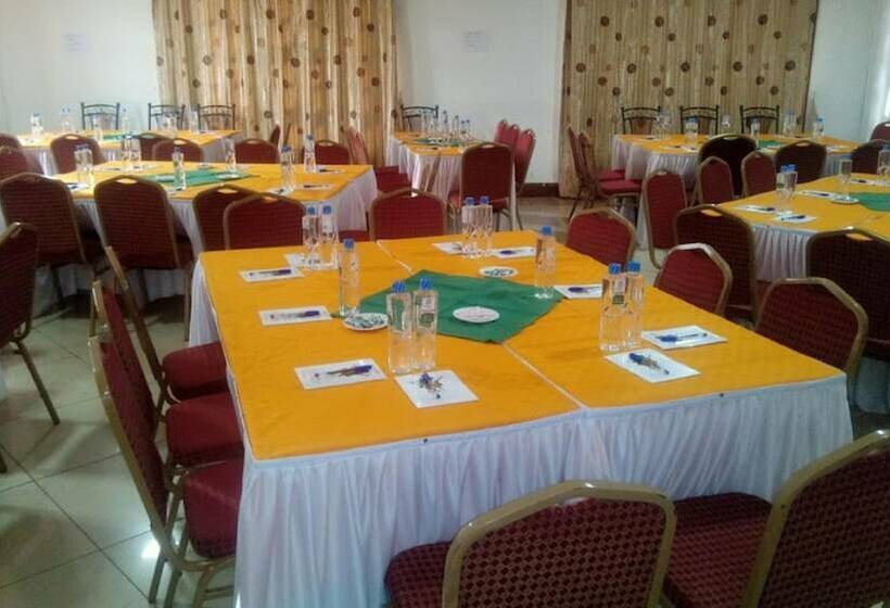 هتل Taidys Suites Kericho