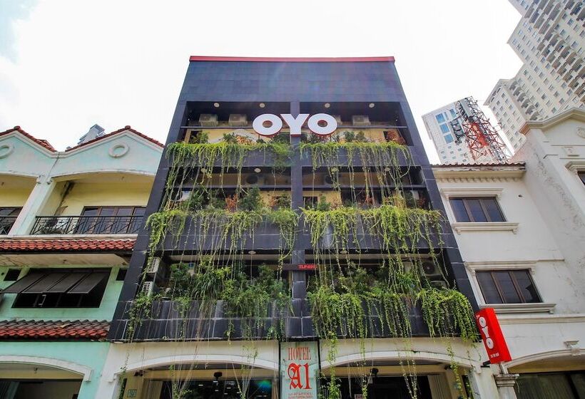 A1 Hotel By OYO Rooms