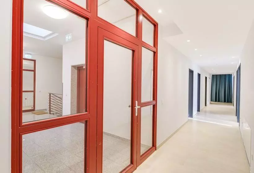 Hotelli Etage Apfelrot