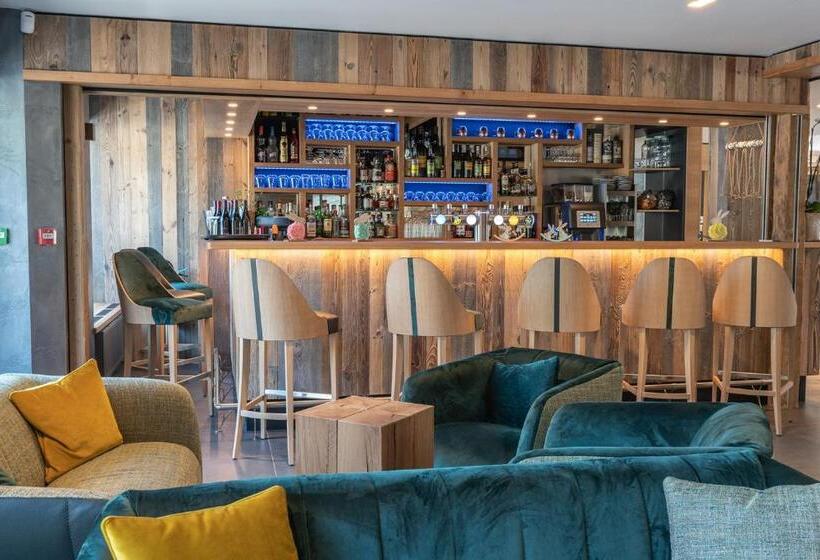 酒店 Hôtel Interlaken Lounge Bar & Spa