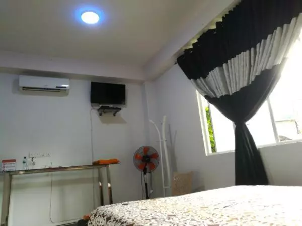 Majatalo Thilini Tour Inn