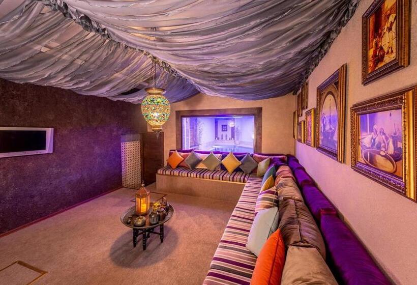 پانسیون Dome Hotel & Casino At Central Kyrenia