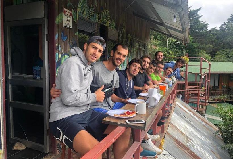 Aamiaismajoitus (B&B) Mi Casa Tica