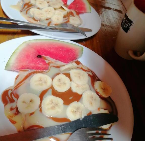 Aamiaismajoitus (B&B) Mi Casa Tica