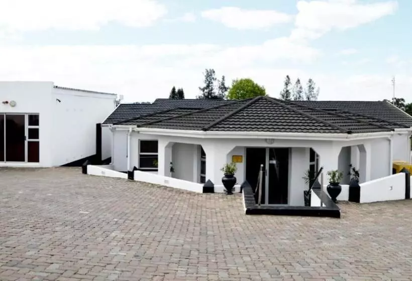 Aamiaismajoitus (B&B) Shoes Guest House