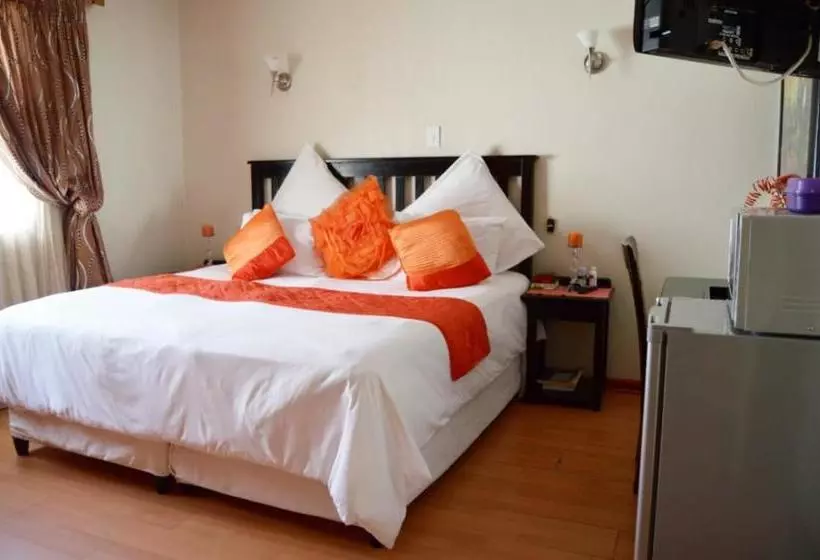 Aamiaismajoitus (B&B) Shoes Guest House