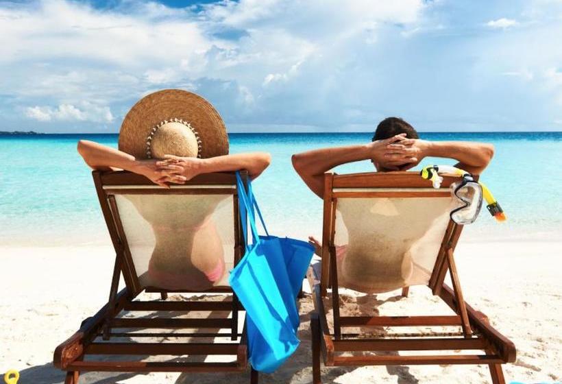 Grand Caribe Beach Club And Spa