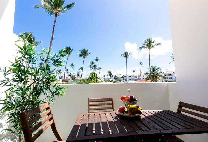 Grand Caribe Beach Club And Spa