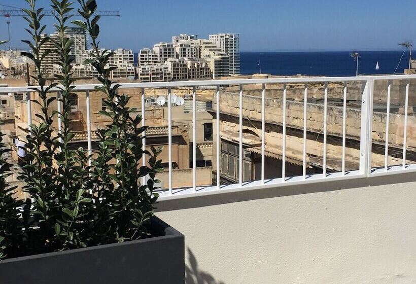 هتل The Barrister