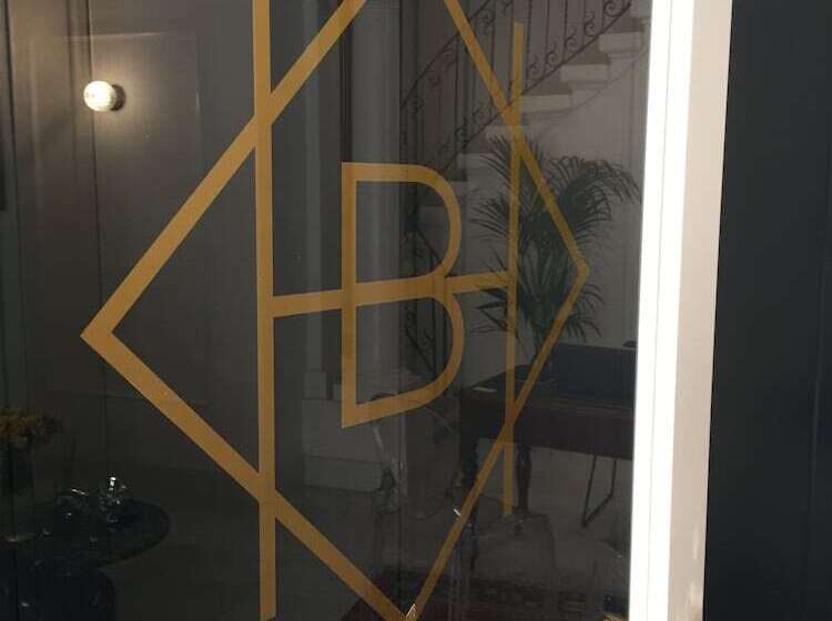 هتل The Barrister