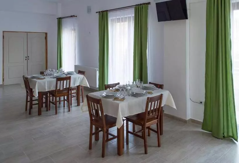 Pensiune Casa Ampeia