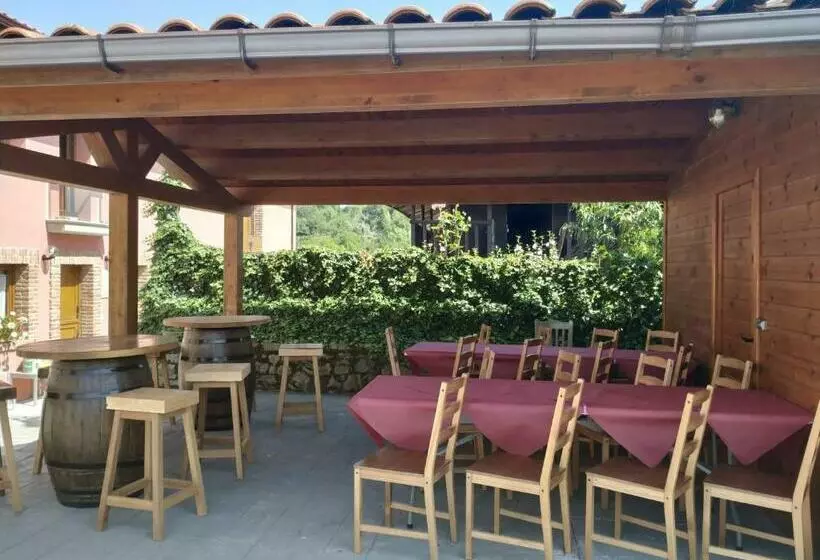 Retkeilymaja El Campo De Petra