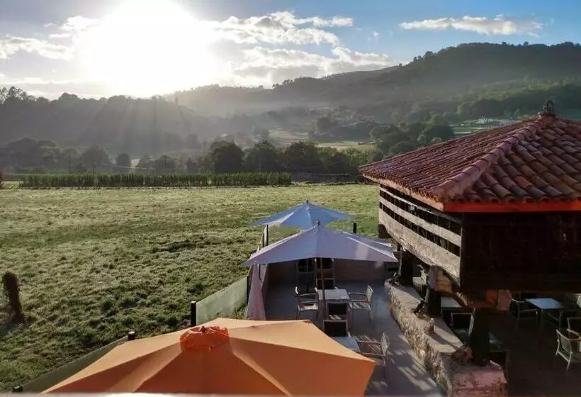 Retkeilymaja El Campo De Petra