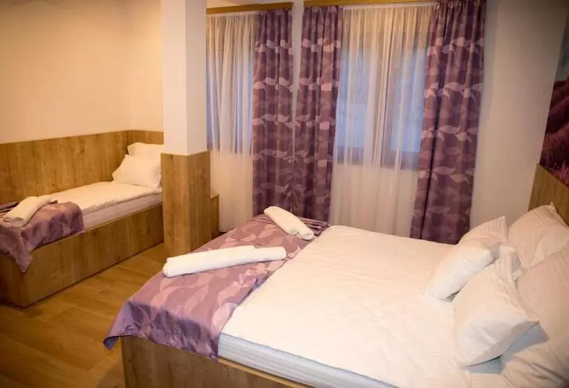 هاستل Villa Bunski Biser