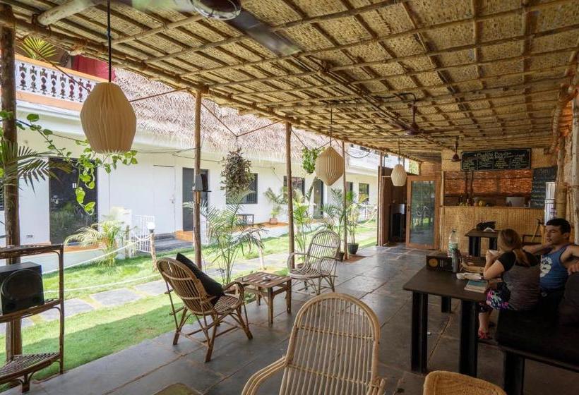 Hotel Crystall Goa, Onyx Edition