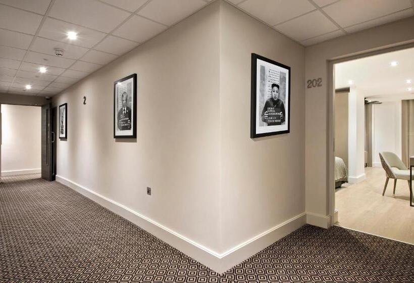 The Chronicle By Supercity Aparthotels