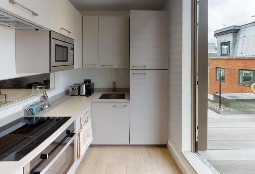 The Chronicle By Supercity Aparthotels