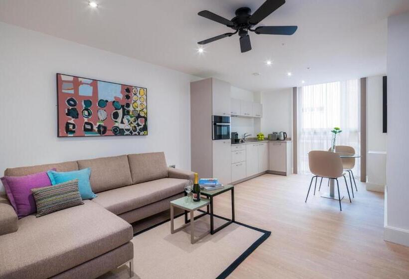 The Chronicle By Supercity Aparthotels