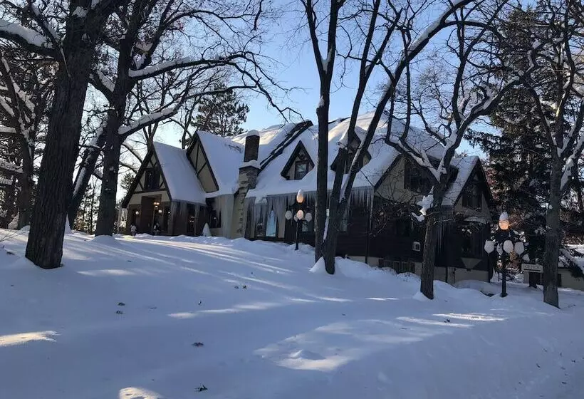 ベッドアンドブレックファースト Otter Creek Eau Claire Altoona