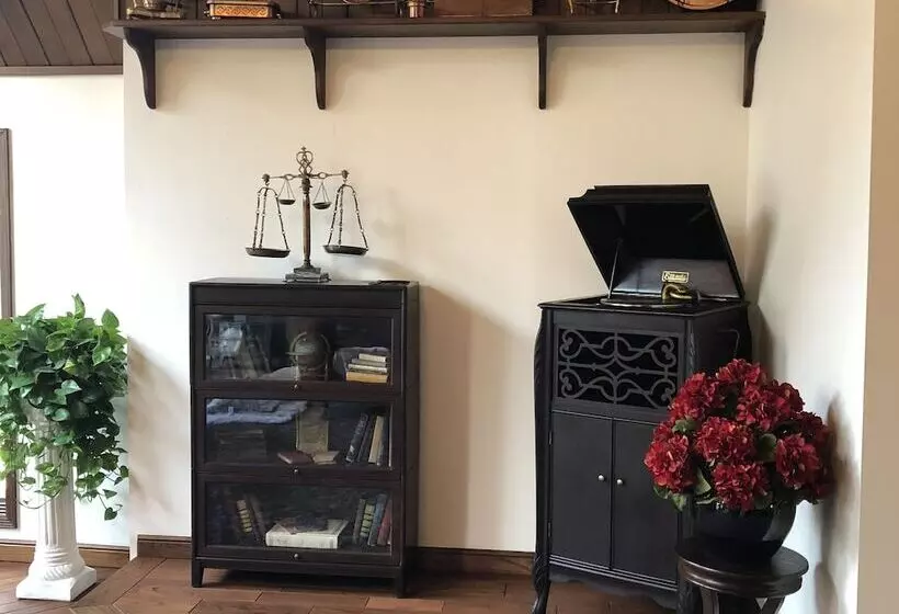 ベッドアンドブレックファースト Otter Creek Eau Claire Altoona