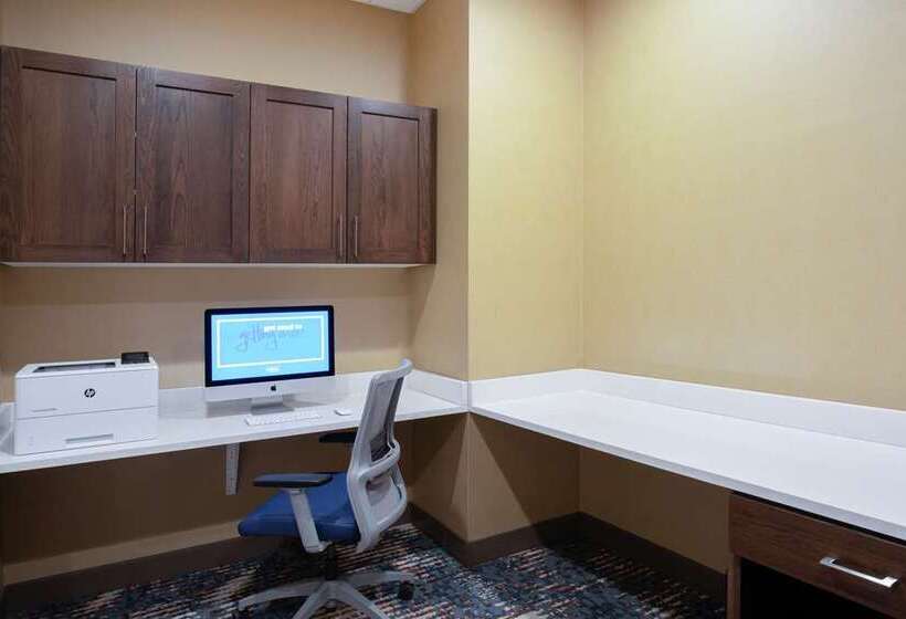 Otel Hampton Inn & Suites Logan