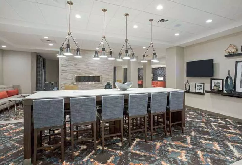 Hotelli Hampton Inn & Suites Logan