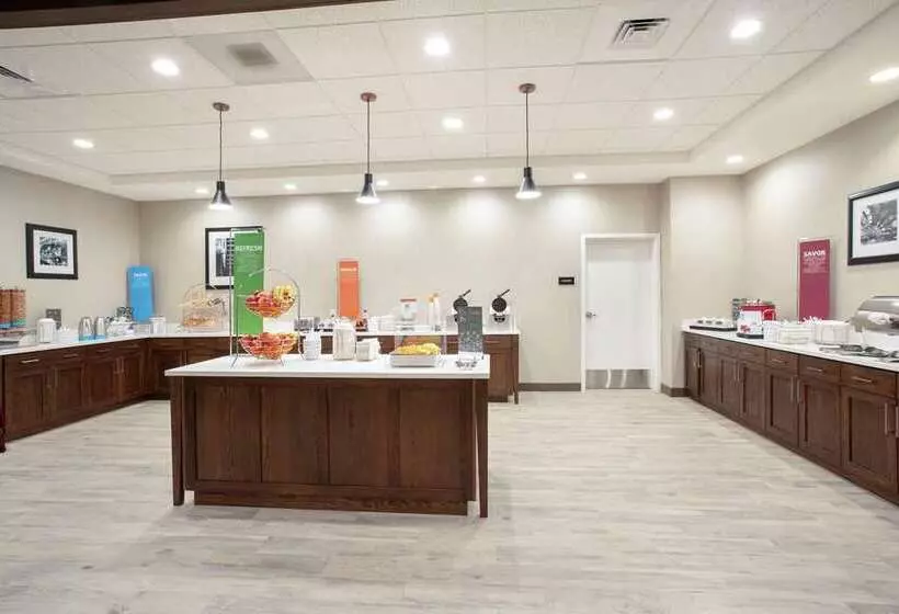 Hotelli Hampton Inn & Suites Logan