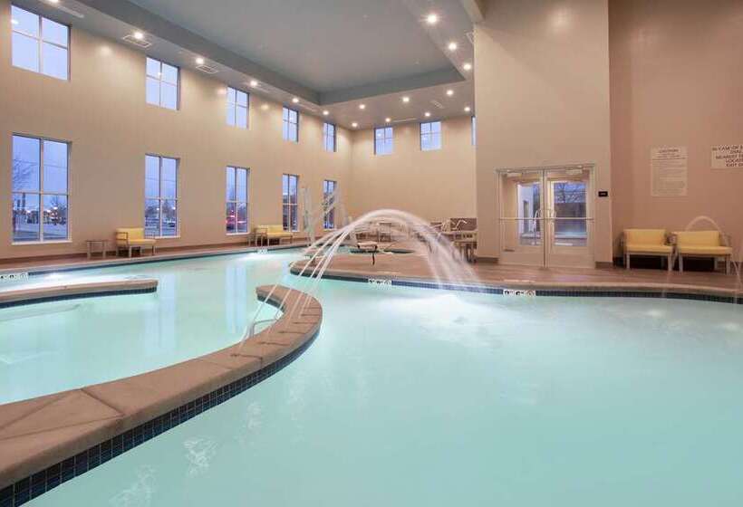 Otel Hampton Inn & Suites Logan