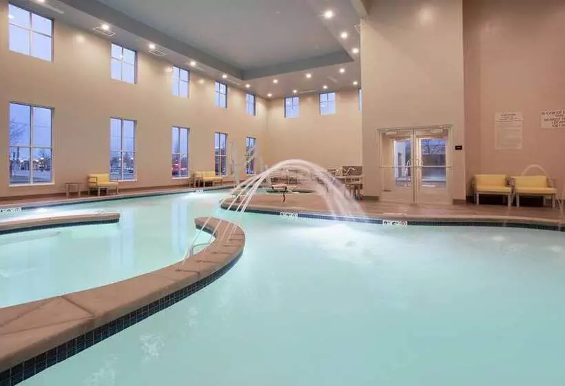 Hotelli Hampton Inn & Suites Logan