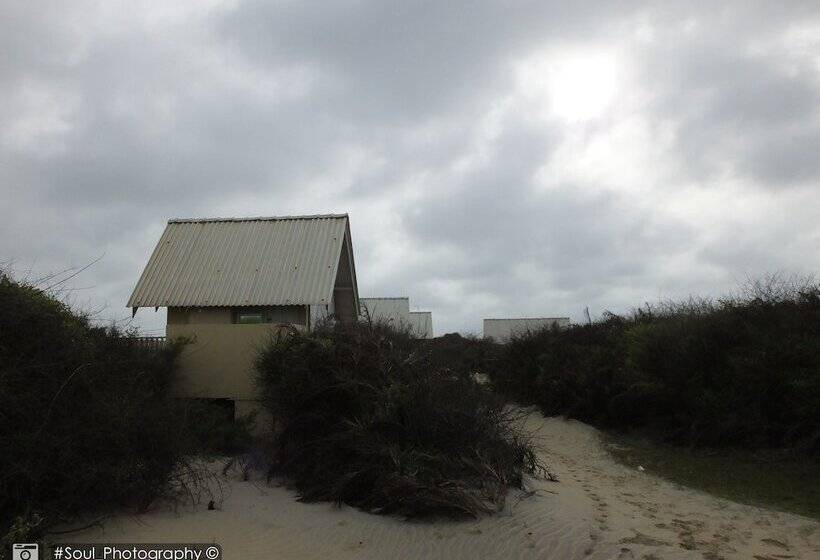 בית מלון כפרי Sands Kalpitiya By Gln