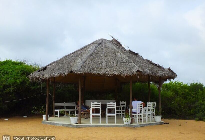 בית מלון כפרי Sands Kalpitiya By Gln