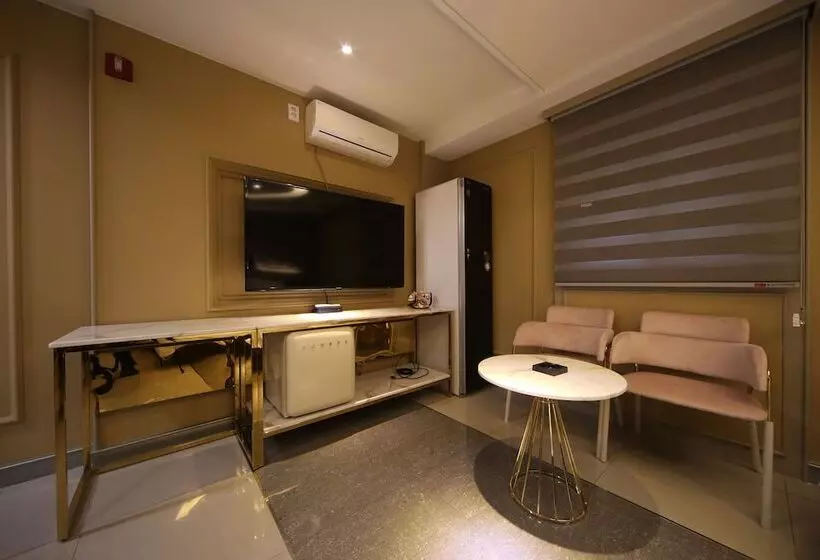 Hotel Yeogiuhtte Daegu Station