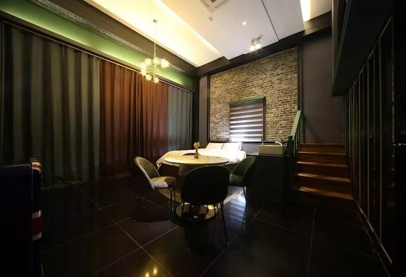 Hotel Yeogiuhtte Daegu Station