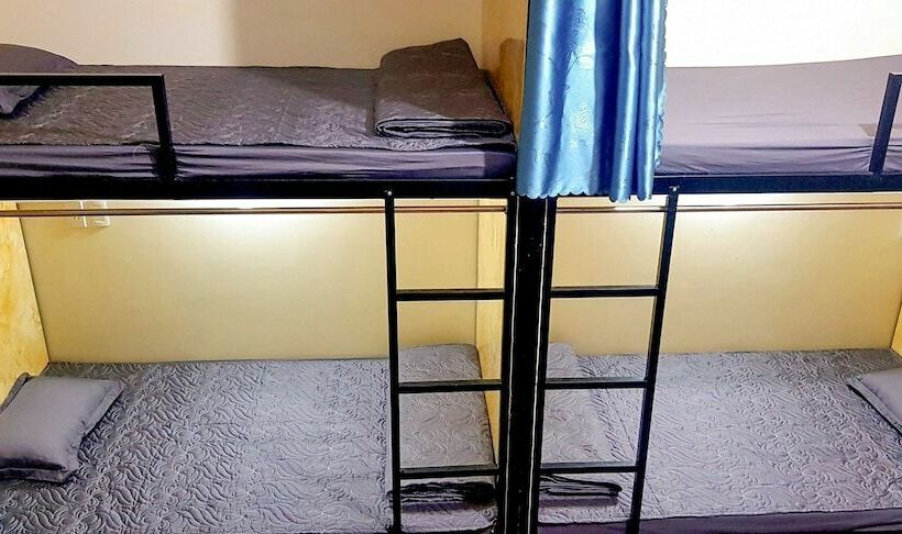 تختخواب و صبحانه Hao Tea Hostel