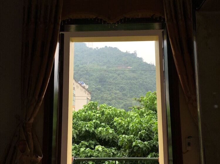 تختخواب و صبحانه Hao Tea Hostel