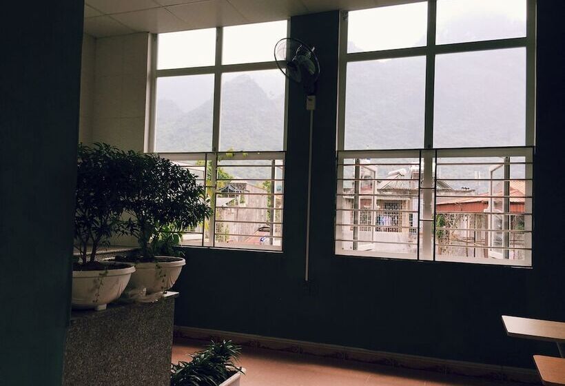 تختخواب و صبحانه Hao Tea Hostel