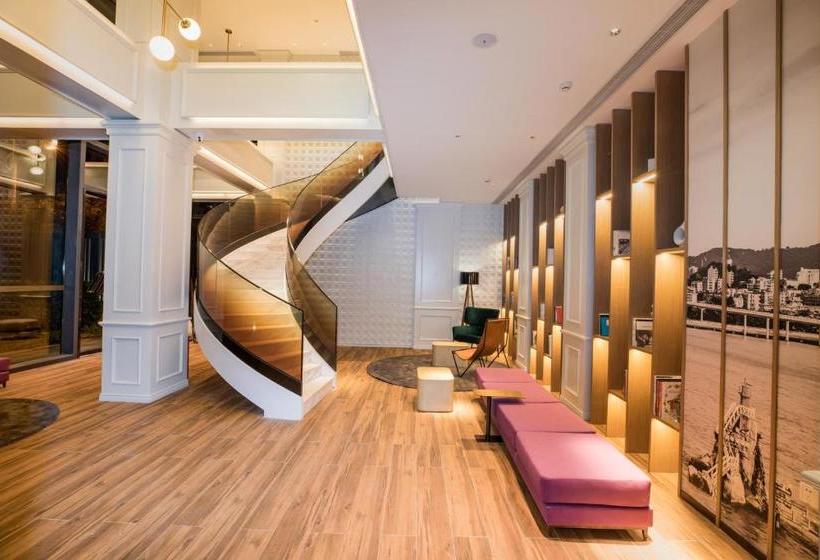 בית מלון כפרי Atour S Villa