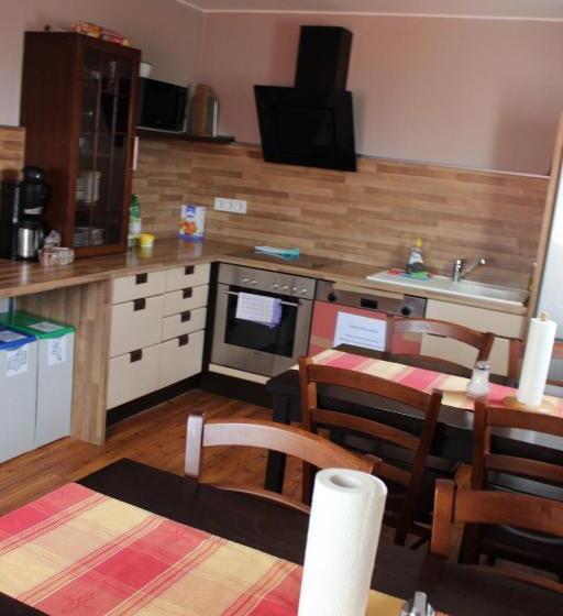 هتل Greenpartment Ingolstadt Friedrichshofen