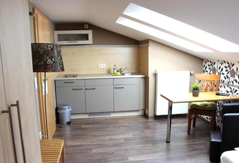 هتل Greenpartment Ingolstadt Friedrichshofen